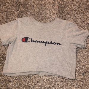 Champion crop top !
